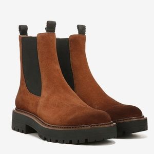 Sam Edelman Chelsea Laguna Boot, brown suede weatherproof, size 6, like new!